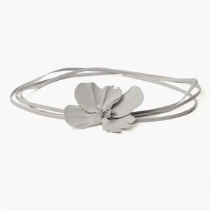 128. MANGO MNG Flower Thin Leather Belt $50 EUC OS